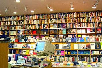 Confesercenti E.R.: in Emilia Romagna il 76% dei lettori sceglie le librerie indipendenti per competenza del personale e varietà dei libri
