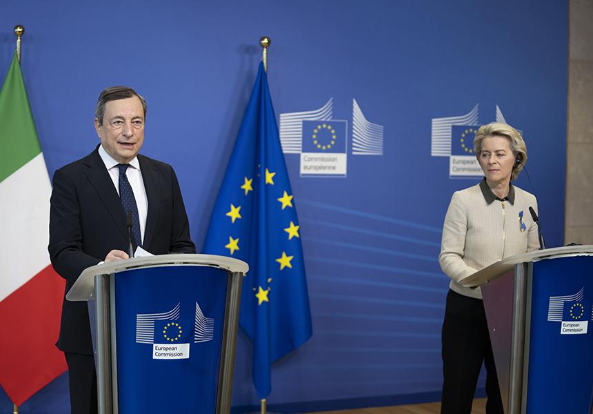 Commissione Ue: Von der Leyen chiede a Draghi un report sulla competitività europea