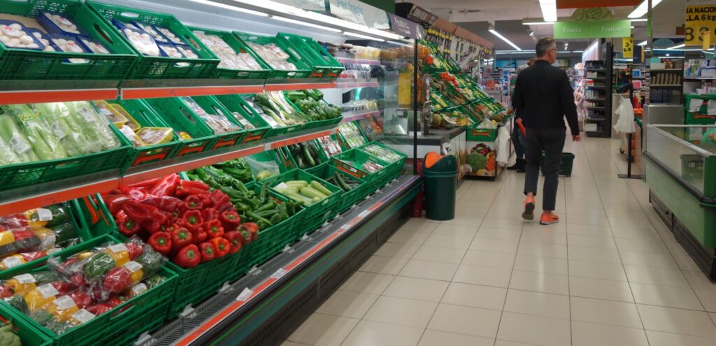 Prezzi: Confesercenti, aumento contenuto ma pericolo non sventato.  Consumi a rischio  